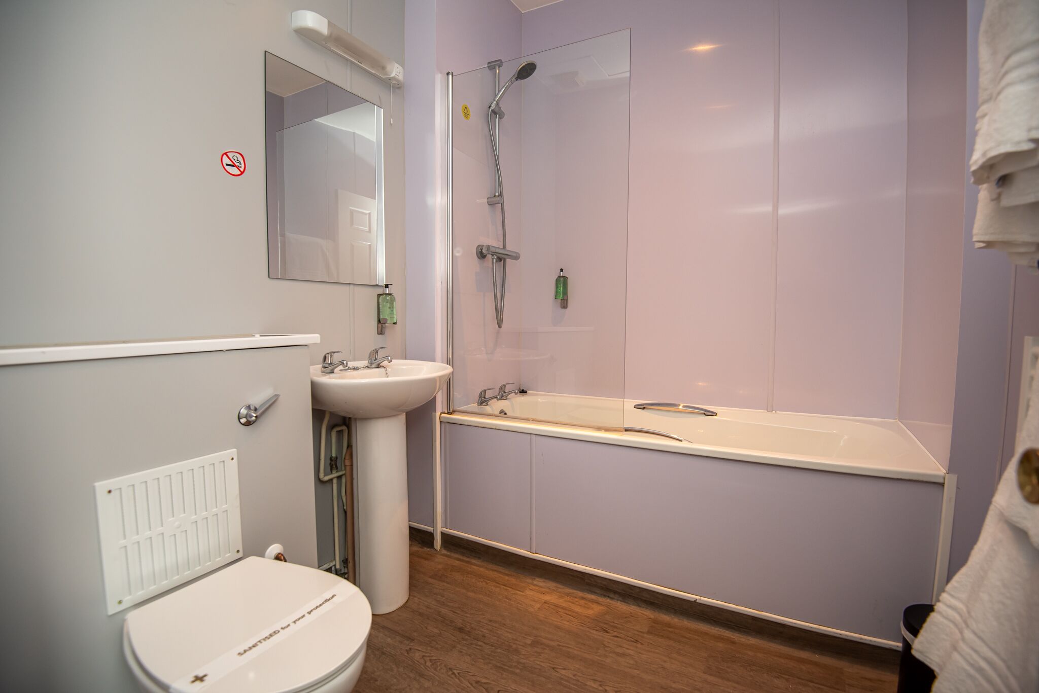 Superior Family Room - 1 double + 2 singles | Bathroom | Free toiletries, hair dryer, towels, soap