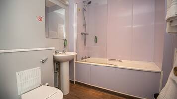 Superior Family Room - 1 double + 2 singles | Bathroom | Free toiletries, hair dryer, towels, soap