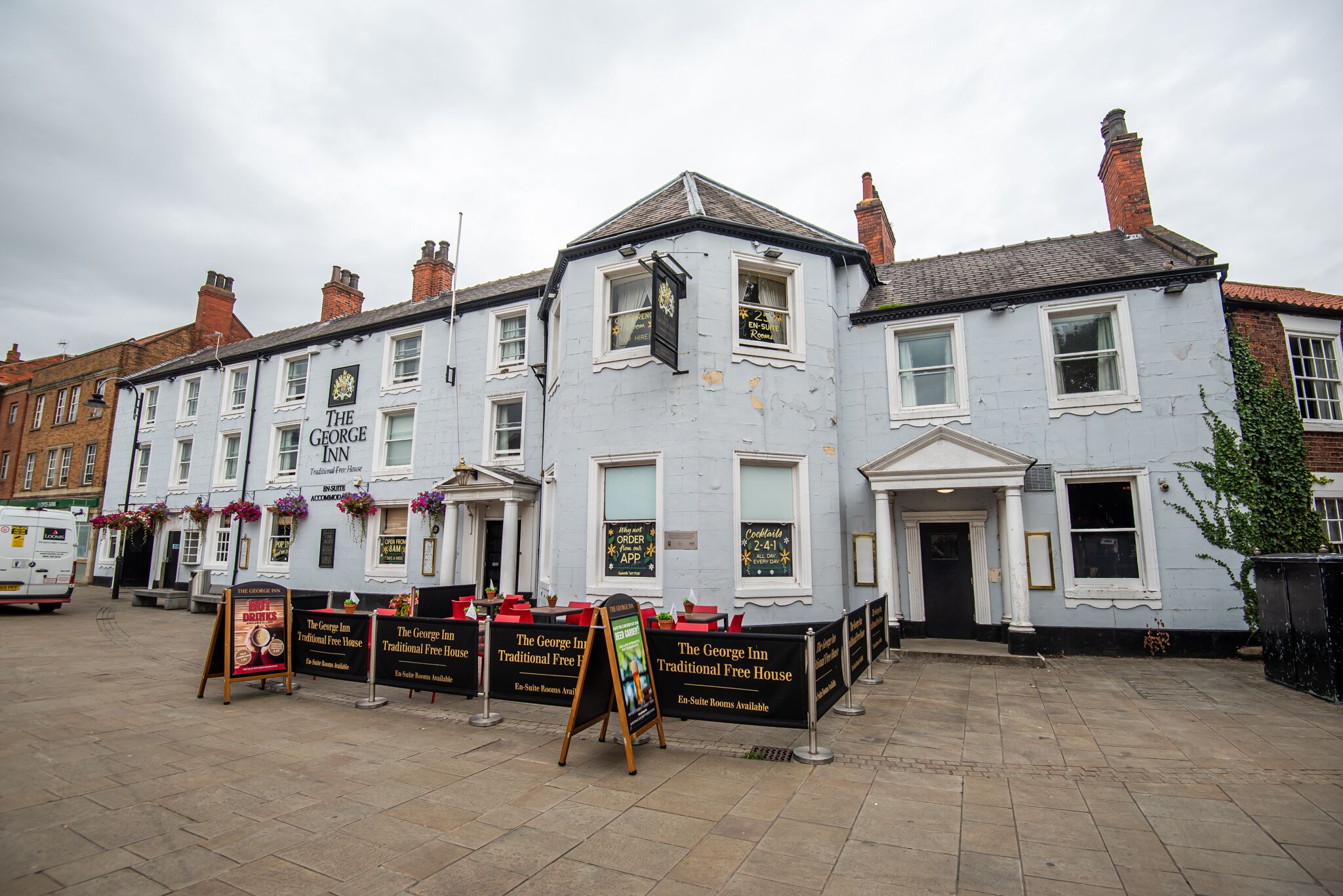 Photo - The George Inn