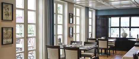 Daily buffet breakfast (EUR 15 per person)