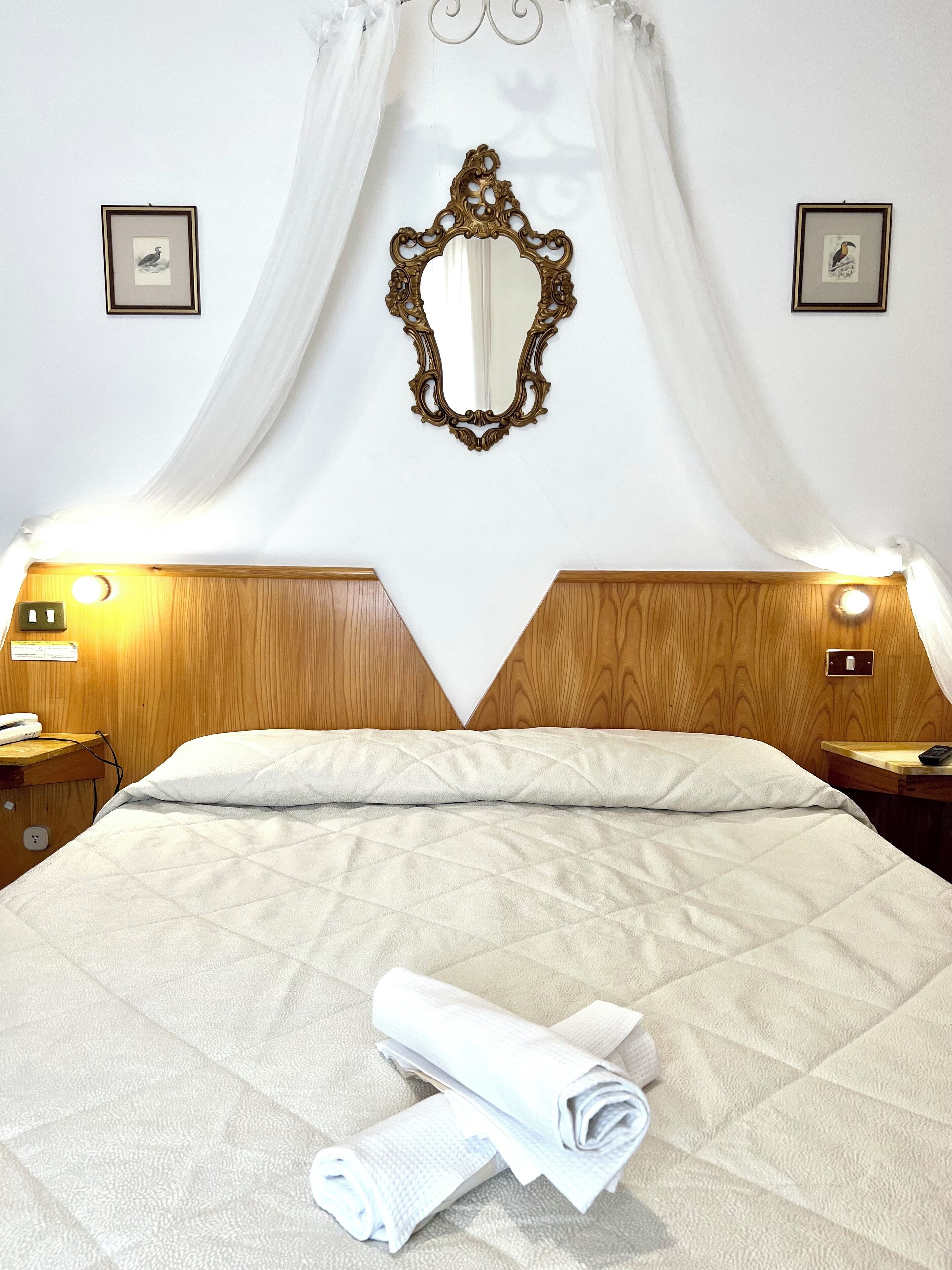 스탠다드 더블룸 | 객실 내 금고, 책상, 유아용 침대, 간이 침대