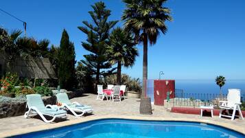 Sun deck