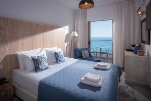 Ropa de cama de alta calidad y minibar