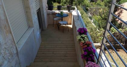 Jerusalem Mountains Apartment