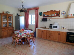 Ferienhaus, 2 Schlafzimmer, eingeschränkter Meerblick | Eigene Küche