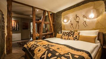 Junior Suite | 1 bedroom, premium bedding, minibar, individually decorated