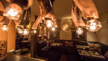 Bar (in der Unterkunft)