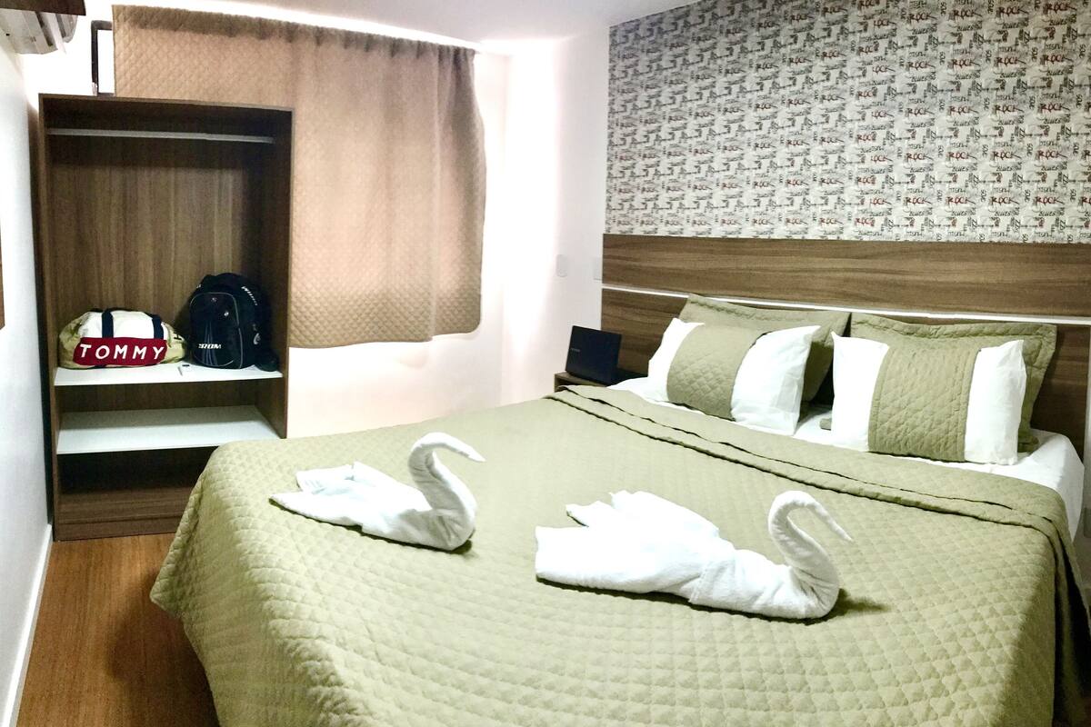 Blackout curtains, free WiFi, bed sheets