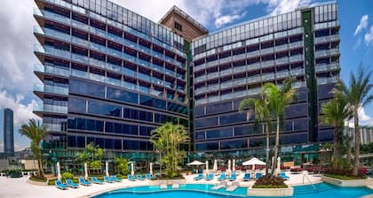 YOHO Hollywood Roosevelt Hotel