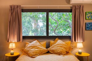 Desk, bed sheets