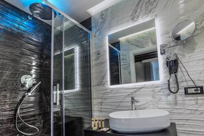 Bathroom - Spagna Luxury'n Trevi (Rome)