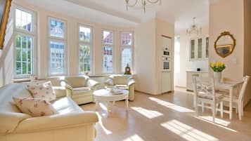 Apartment (Classic) | 1 bedroom, iron/ironing board, free WiFi, bed sheets