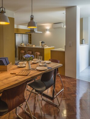 Petit déjeuner continental compris tous les jours