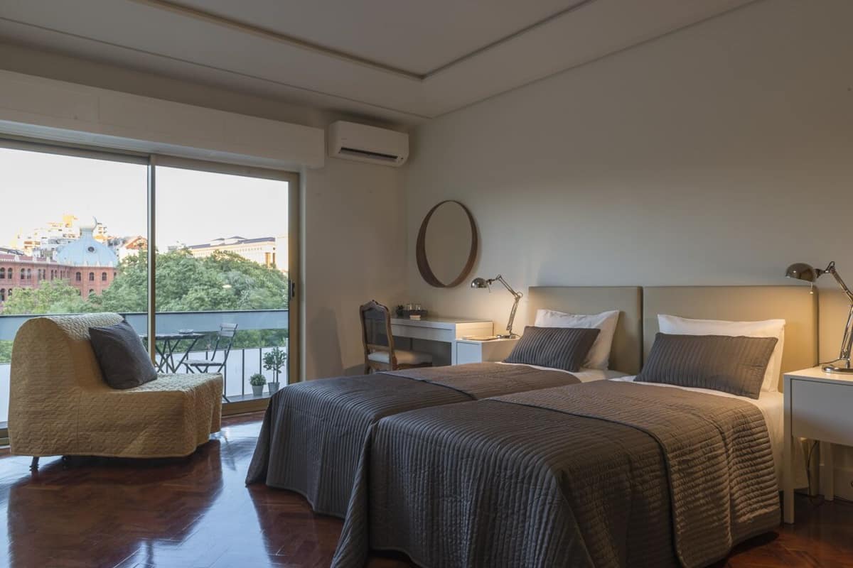 Grand Double Room, Shared Bathroom | In-room safe, desk, free cots/infant beds, rollaway beds