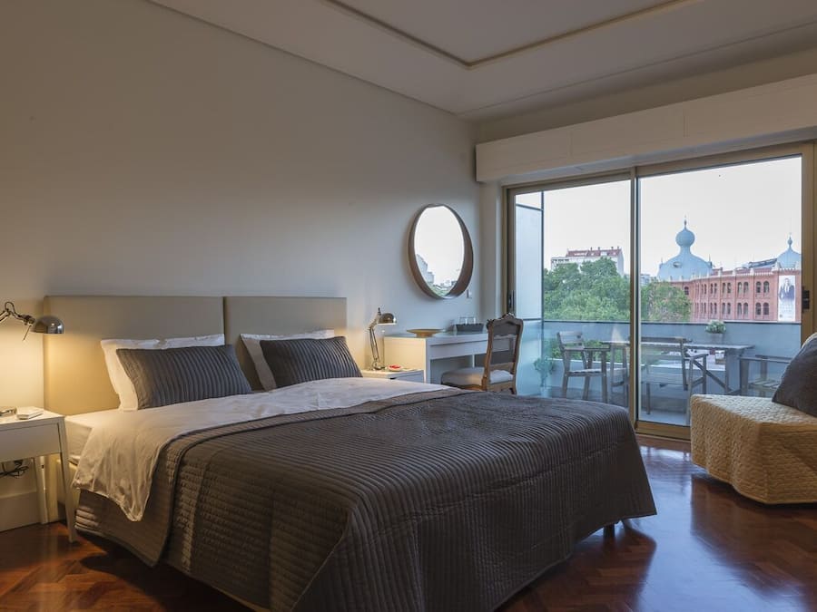 Grand Double Room, External Private Bathroom