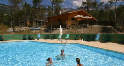 Le Loup Blanc du Riou