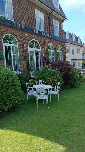 Exterior - The Outlook (Scarborough)