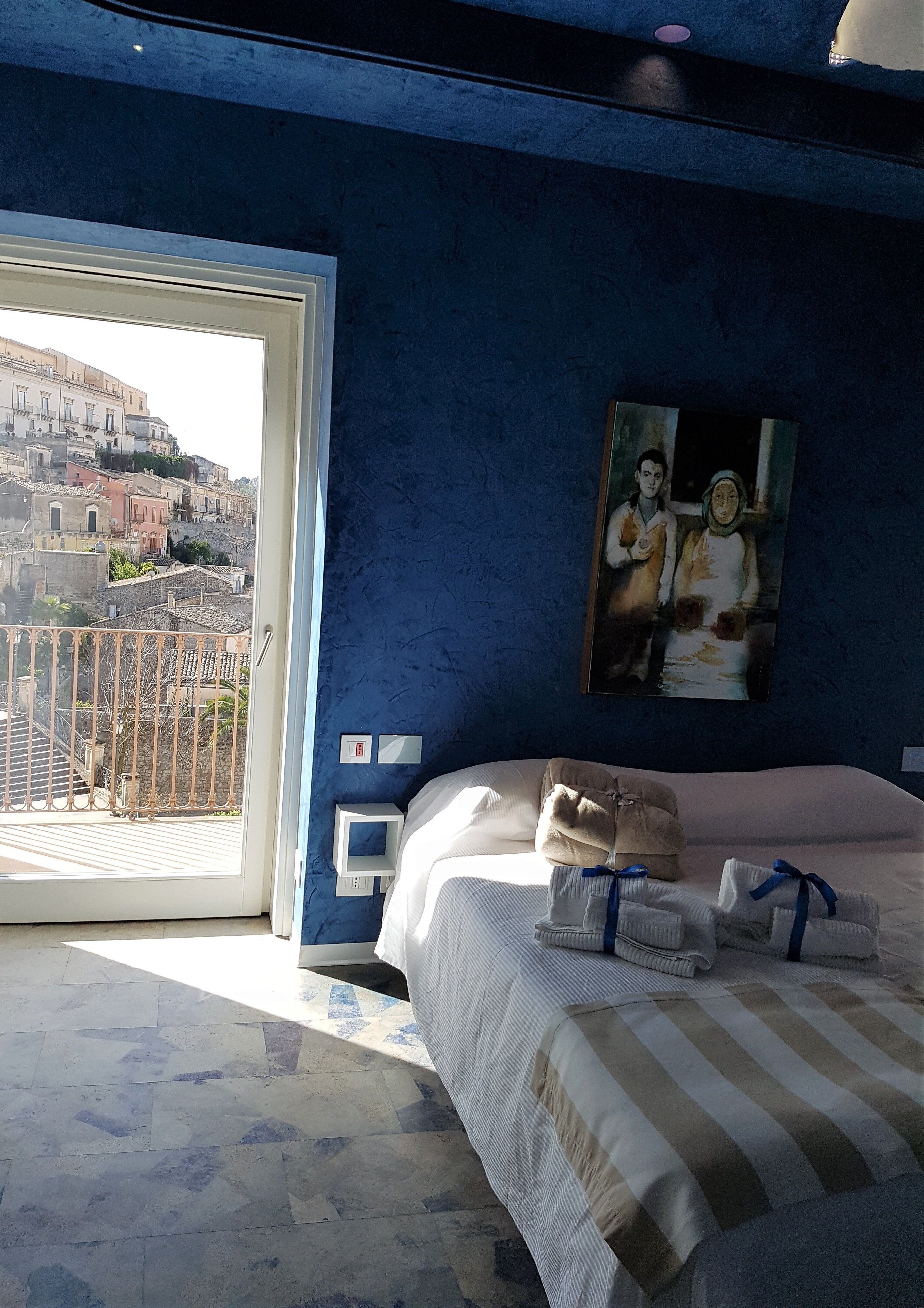 superior double room (duomo view) | 1 bedroom, premium bedding, in-room safe, desk