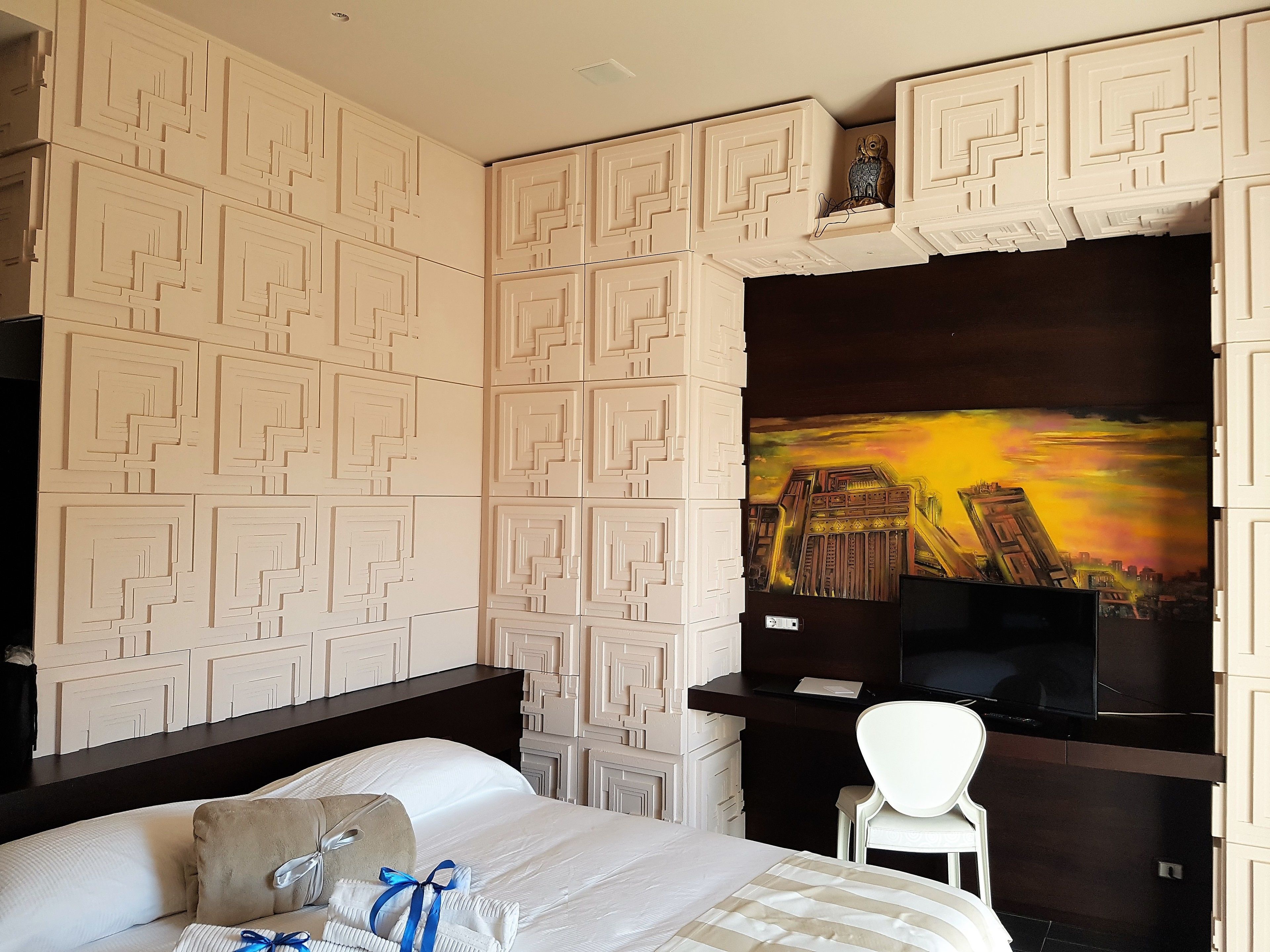 1 bedroom, premium bedding, in-room safe, desk