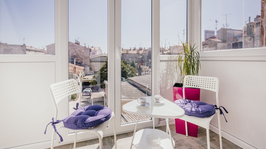 D&A Center Apartments