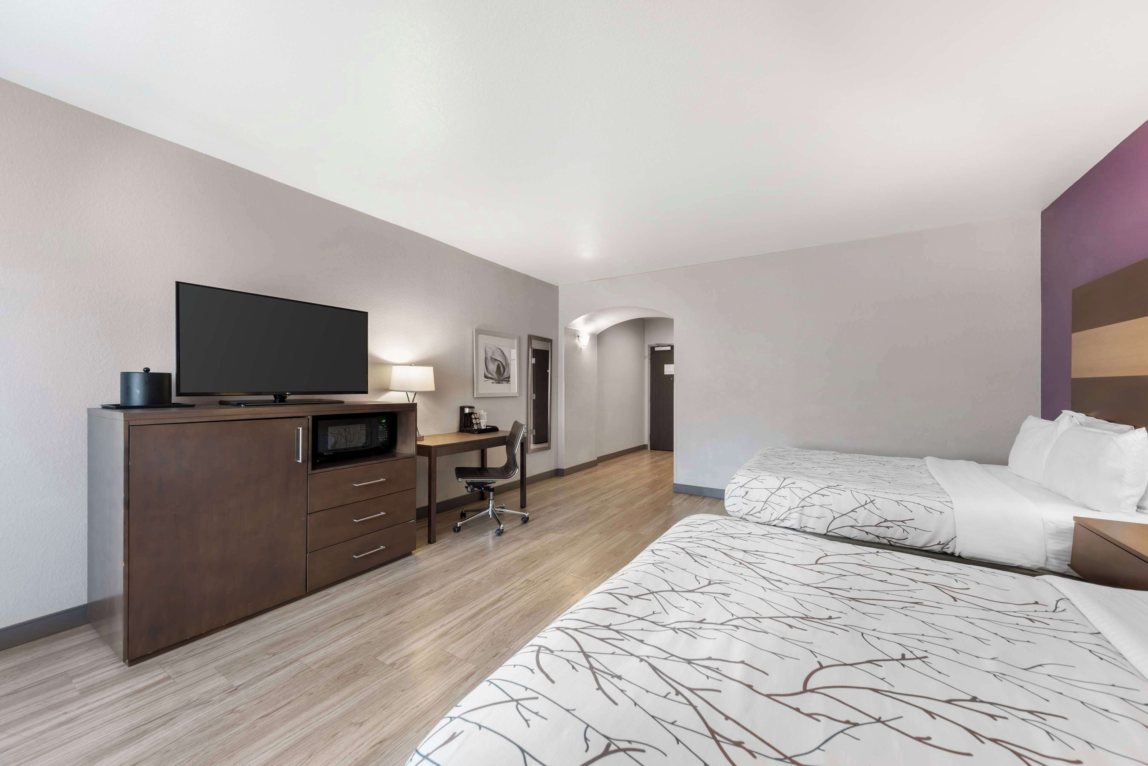 standard room, 2 queen beds, accessible, bathtub | desk, soundproofing, iron/ironing board, free wifi