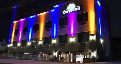 Days Inn by Wyndham Brooklyn Marine Park
