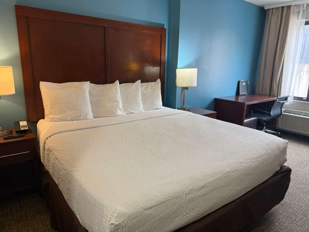 Photo - Days Inn by Wyndham Brooklyn Marine Park