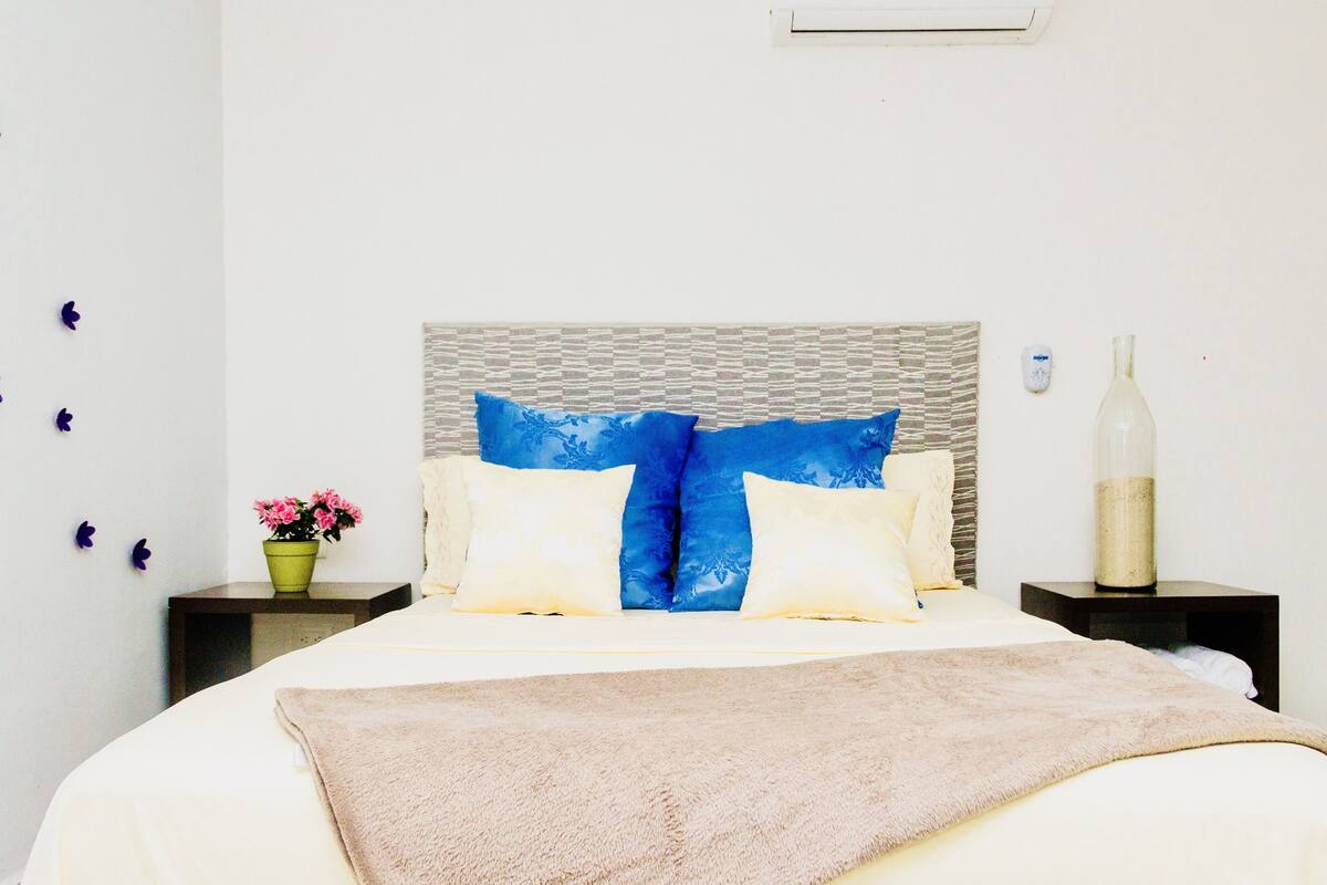 Minibar, Zimmersafe, Bügeleisen/Bügelbrett, kostenloses WLAN
