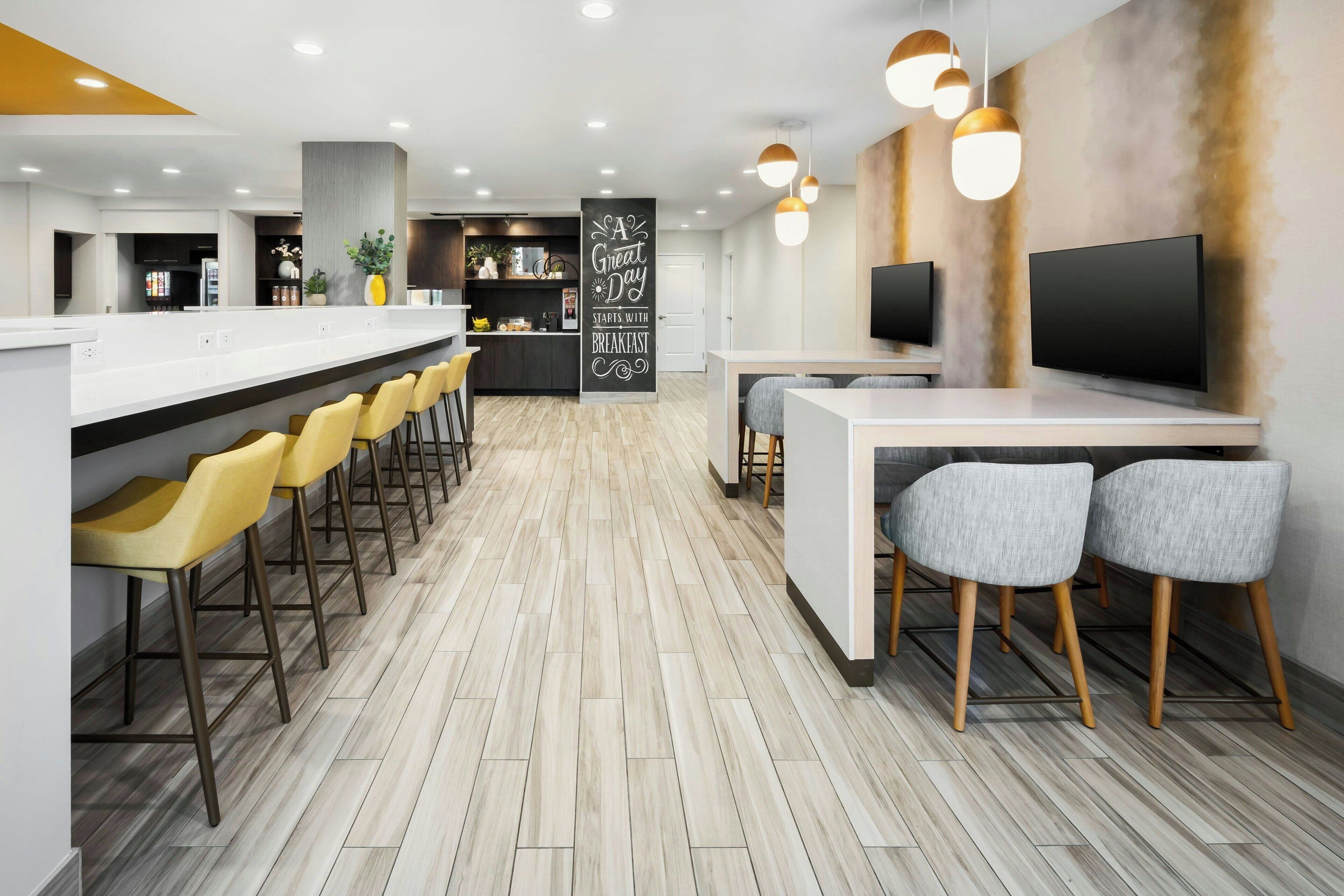 free daily continental breakfast