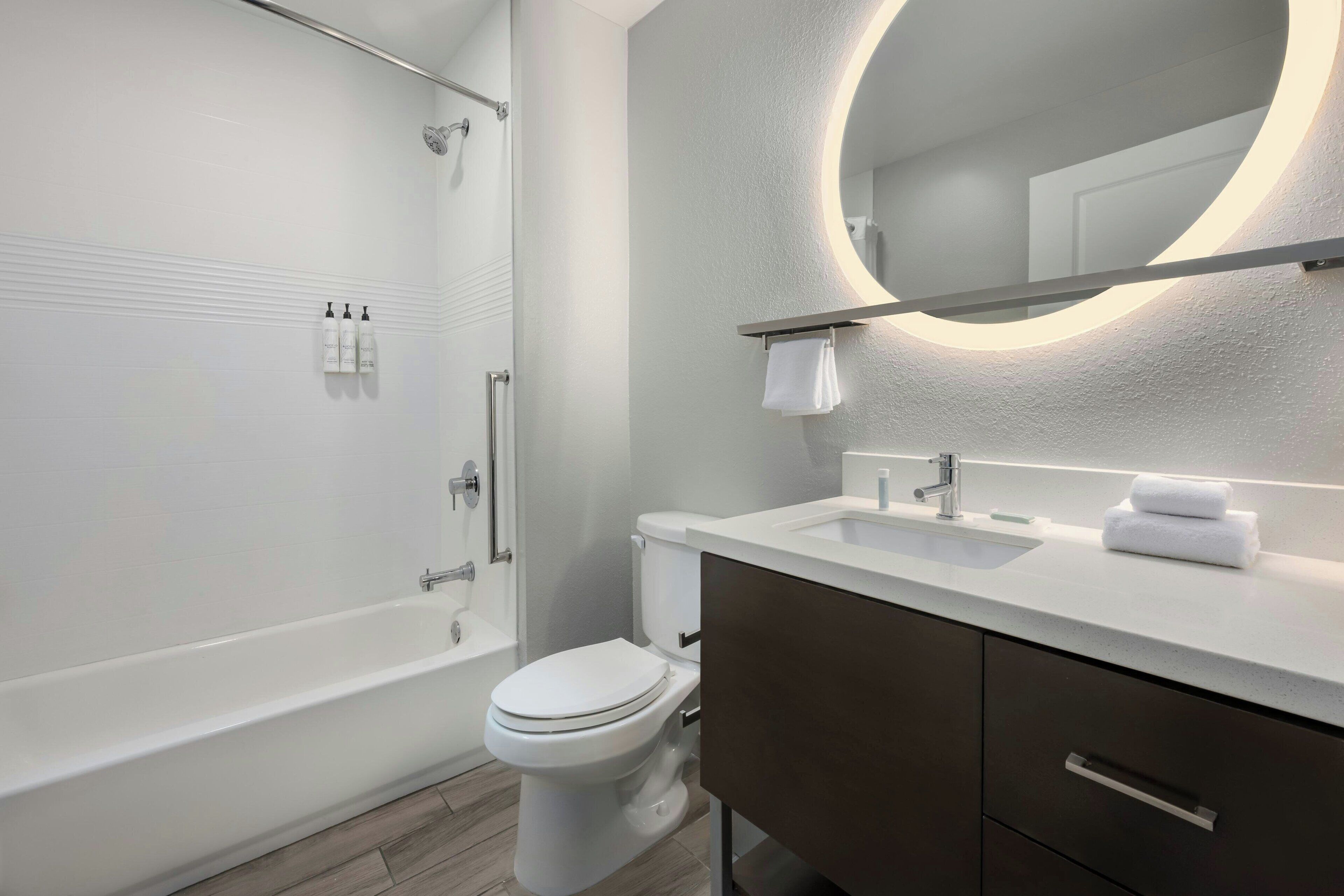 combined shower/bathtub, free toiletries, hair dryer, towels