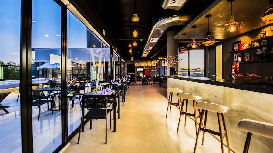 Five Hotel & Residences