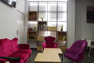 Sala de estar en el lobby