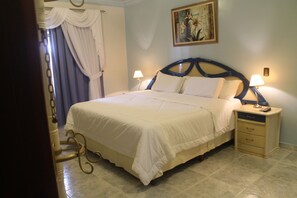 Premium bedding, minibar, in-room safe, desk