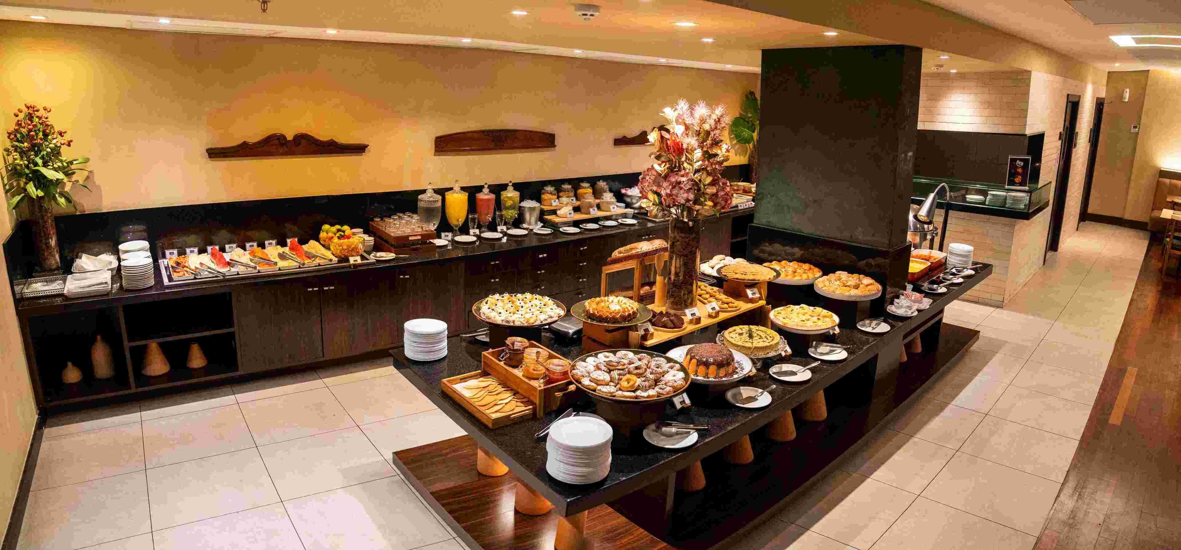 Desayuno buffet incluido todos los días 