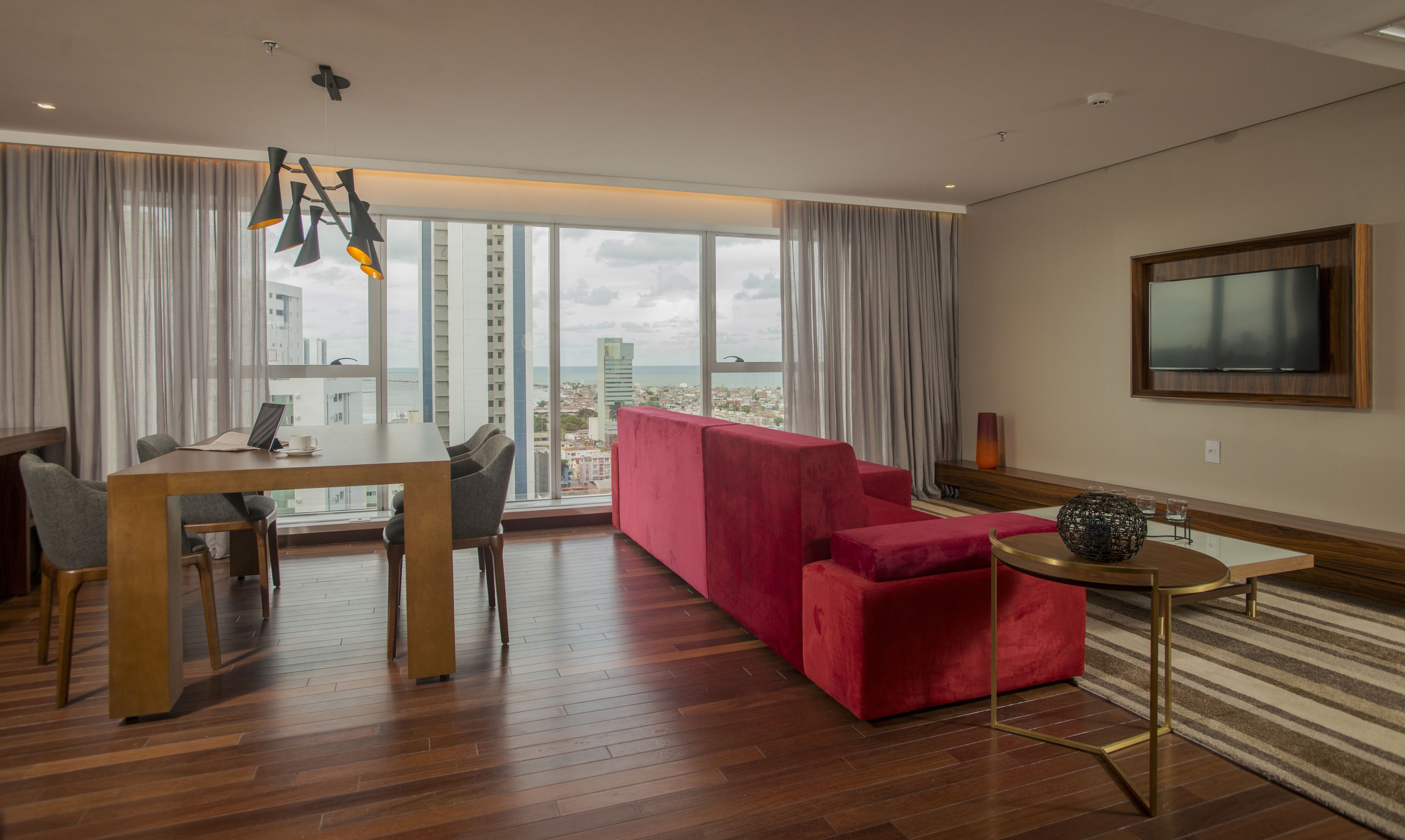 行政套房 | 客厅 | 智能电视