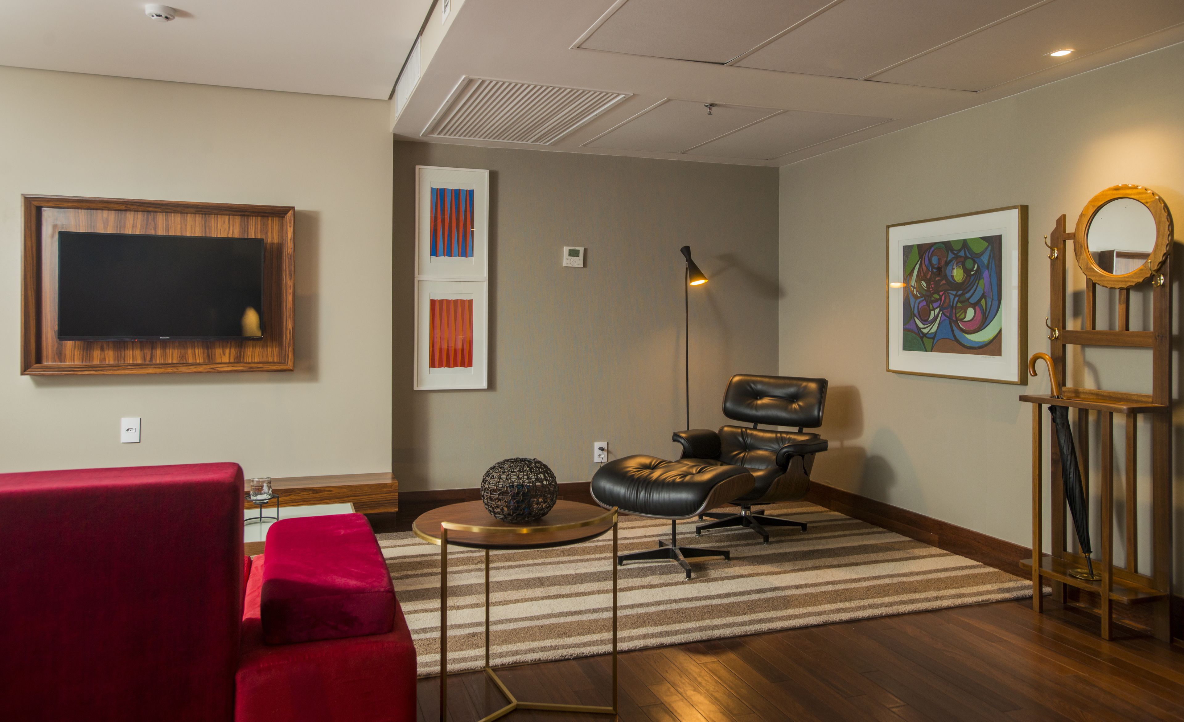 executive suite | living room | smart tv