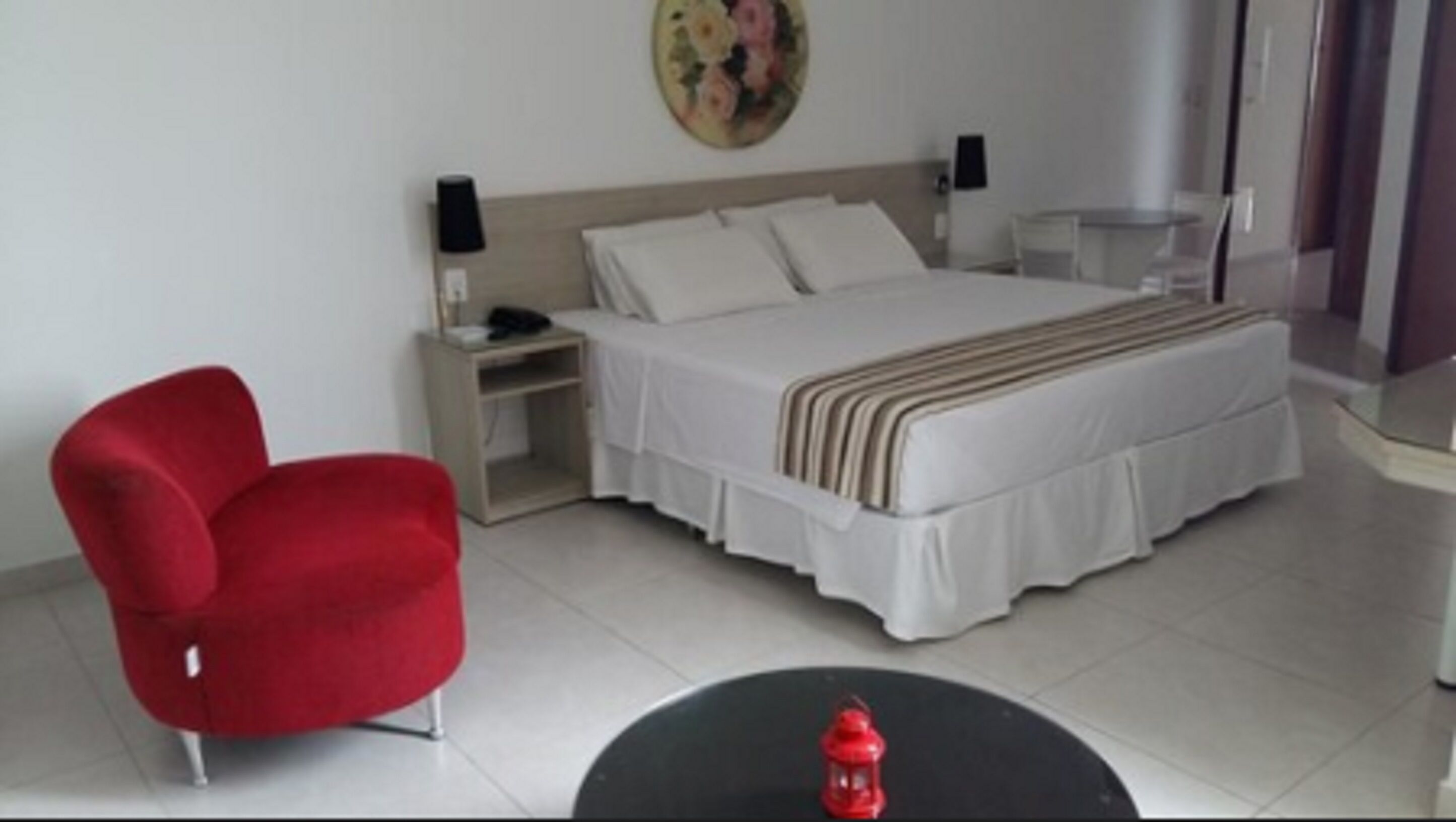 Suite | Minibar, desk, blackout drapes, free WiFi