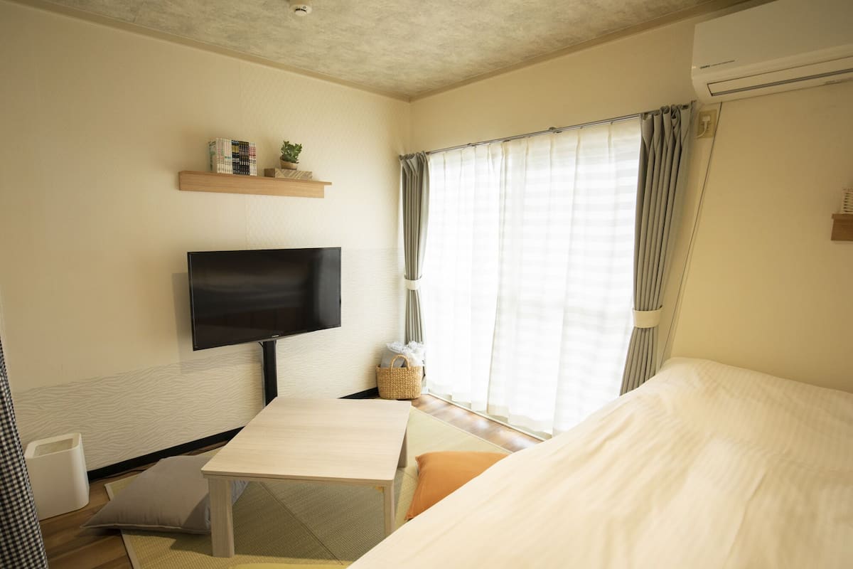 Vierpersoonskamer, niet-roken (with Sofa Bed, 201) | Bedden met traagschuimmatras, individueel gedecoreerd