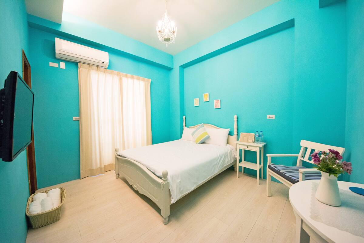 Standard Double Room (WATER) | Desk, blackout drapes, rollaway beds, free WiFi