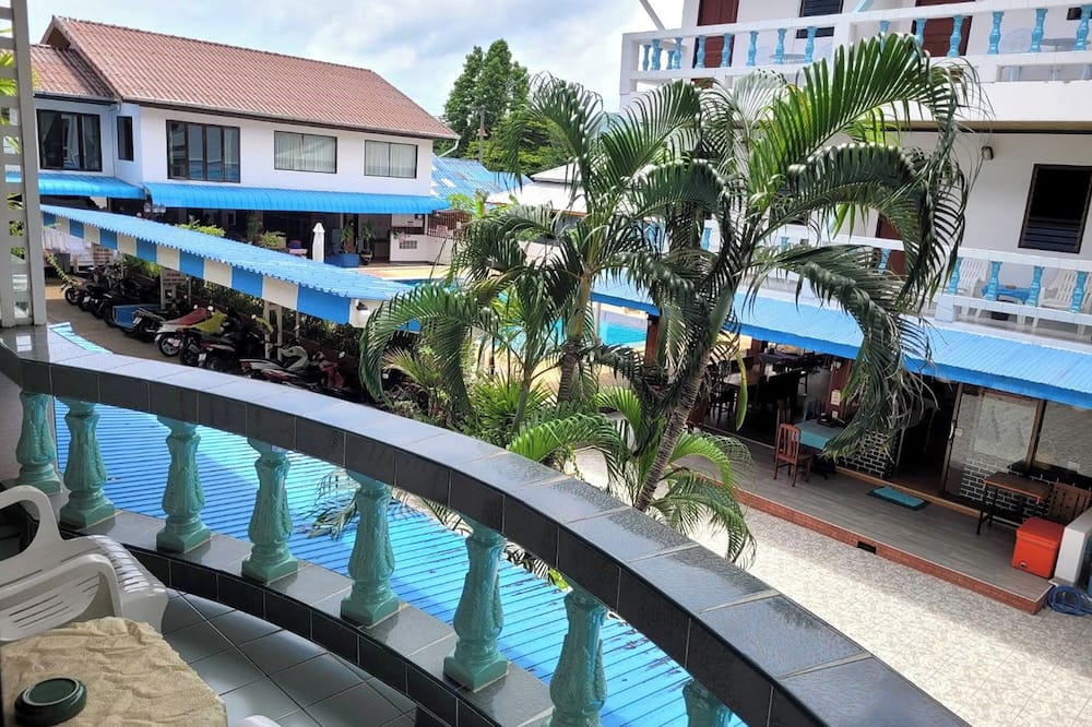 Rabbit Mansion Patong Hotel