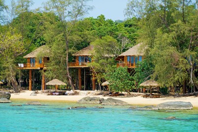 Tree House Bungalows Resort