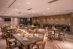 Restaurant - Jingtang Ramada Encore Hotel (Chengdu)