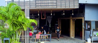 尼法藍德飯店