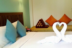 Chambre Double Deluxe | Coffres-forts dans les chambres, bureau, Wi-Fi gratuit, draps fournis
