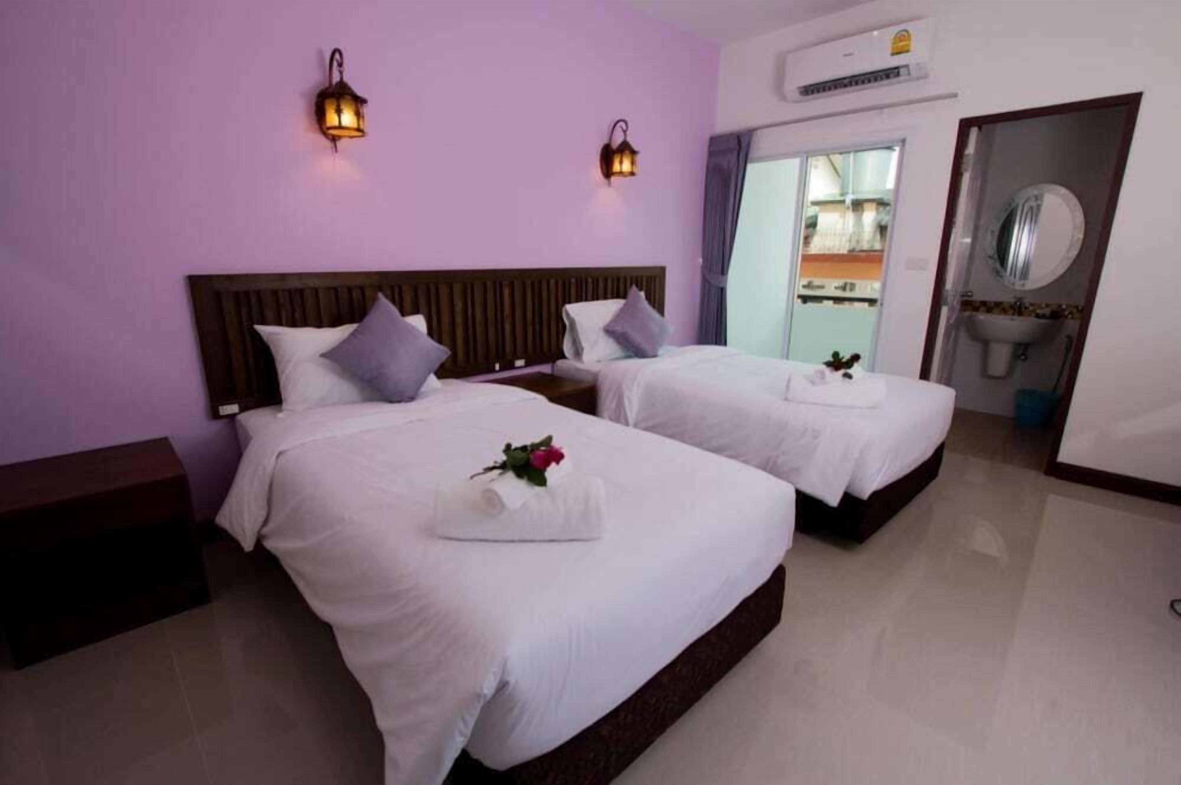 In-room safe, desk, free WiFi, bed sheets