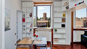 Unclassified image, 4 of 55, button - Lappartamento - Colosseo Area (Rome)