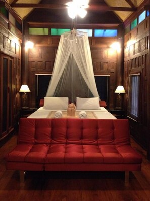 In-room safe, free WiFi - Seapines Villa Liberg (Sa Khu)