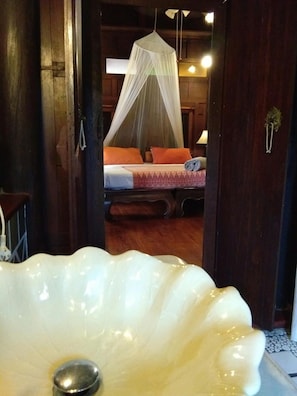 Safe på rommet og wi-fi (inkludert)