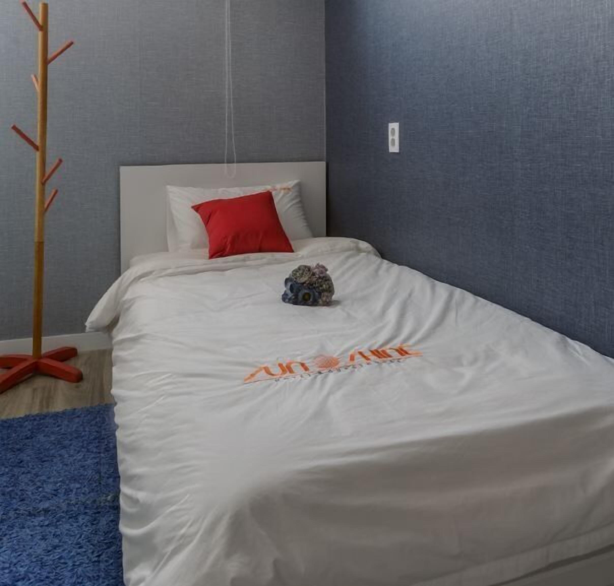 Escrivaninha, Wi-Fi de cortesia, roupa de cama