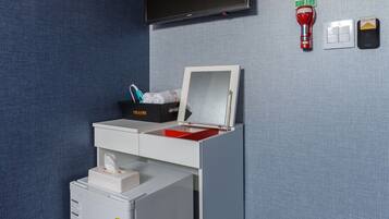 Einzelzimmer | Schreibtisch, kostenloses WLAN, Bettwäsche, Rollstuhlgeeignet